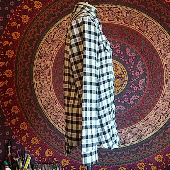 Matix Button Down Flannel - Picture 3 of 7